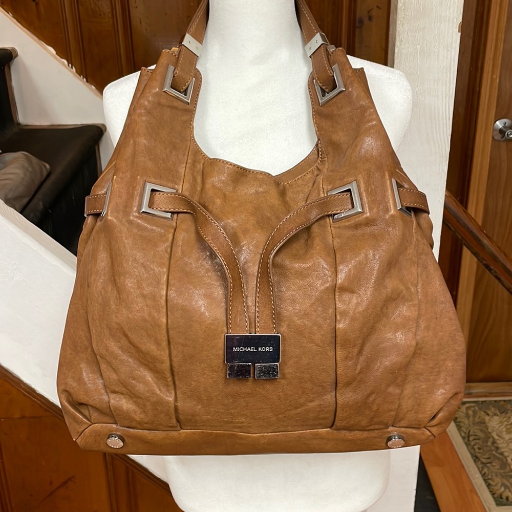 004. Michael Kors camel brown leather shoulder bag